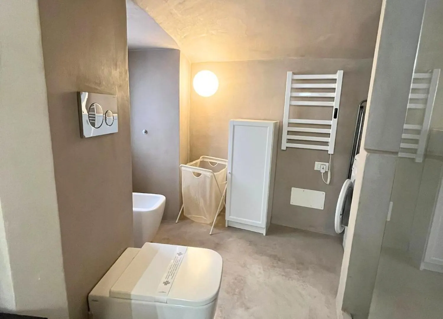 De Ville Guest House جنوة