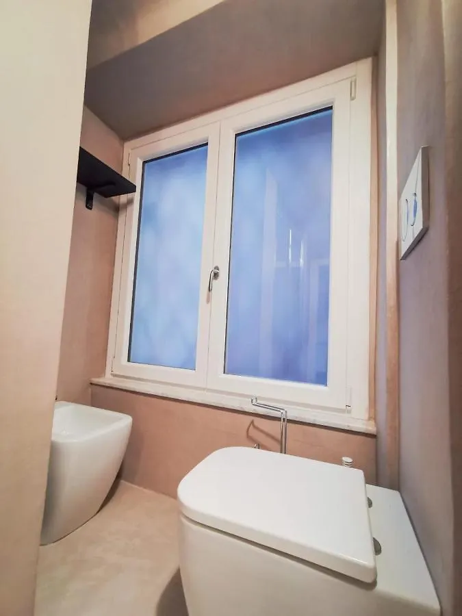 De Ville Guest House جنوة